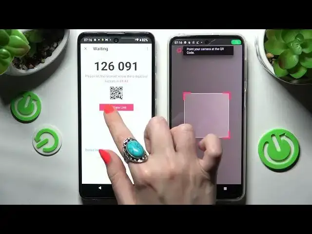 'Video thumbnail for How to Transfer Files from Motorola Device to MOTOROLA Moto G42 - Send Anywhere App'