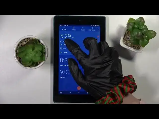Video thumbnail for How to Set Up Alarm Clock in Amazon Fire 7?