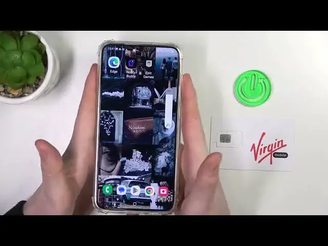 'Video thumbnail for Samsung Galaxy S23+ - Hand Size Comparison'