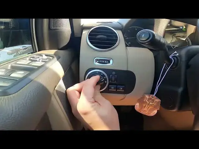 Video thumbnail for How to Enable or Disable High Beam in Land Rover Discovery IV ( 2010 – 2016 ) | Use High Beam