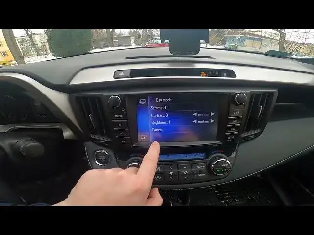 Video thumbnail for How to Find and Manage Display Settings in Toyota RAV 4 IV (2013 - 2018) - Adjust Radio Display
