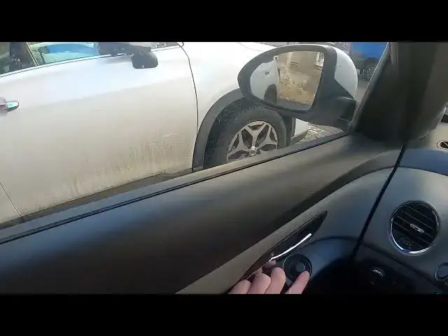 Video thumbnail for How to Change Side Mirrors Position in Chevrolet Cruze (2008 - 2016) - Adjust Side Mirrors Position