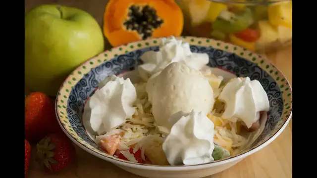 Video thumbnail for Colombian Fruit Salad  Recipe | How To Make A Fruit Salad | SyS