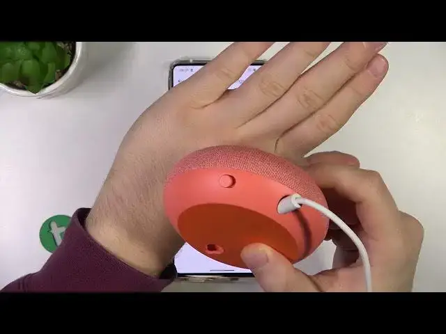 Video thumbnail for How to Mute & Unmute Microphone on Google Nest Mini?