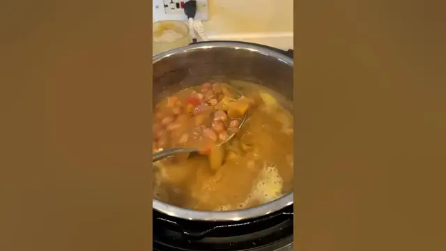 Video thumbnail for FRIJOLES EN LA INSTANT POT #frijoles #instantpot #frijolescolombianos