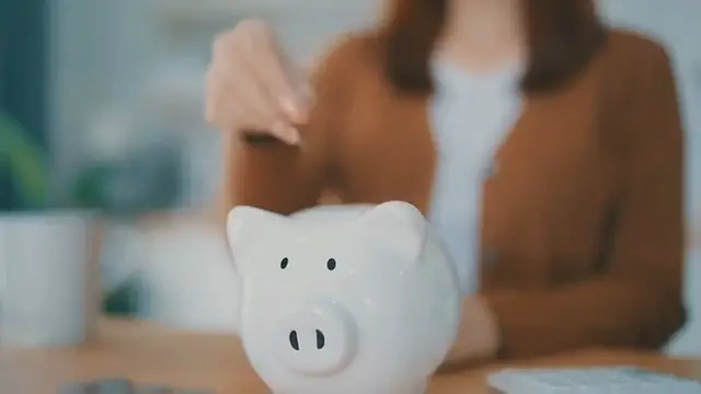 Video thumbnail for SMART INVESTMENTS Tips to Grow Your Money
