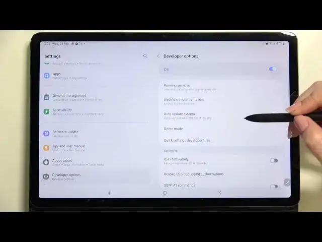 Video thumbnail for SAMSUNG Galaxy Tab S8 Auto System Updates