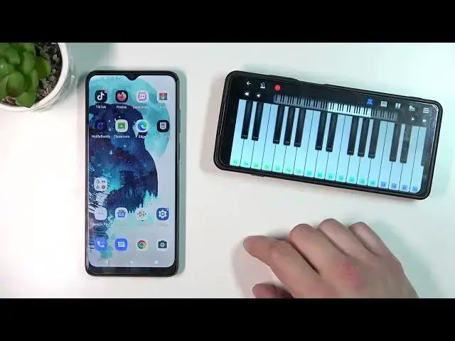Video thumbnail for How to Identify song via Google Assitant on MOTOROLA Moto E22