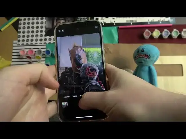 'Video thumbnail for How to Take Selfie on iPhone 14 Plus'