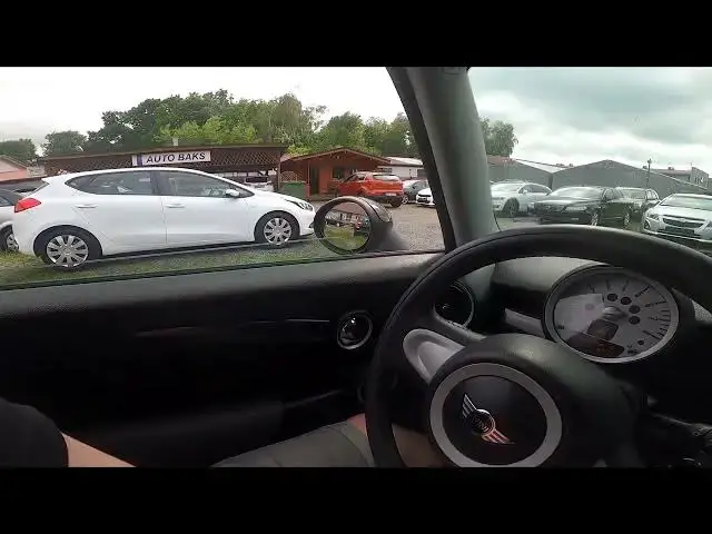 Video thumbnail for How to Drop and Raise Side Windows in Mini One II ( 2006 – 2012 ) - Use Side Windows