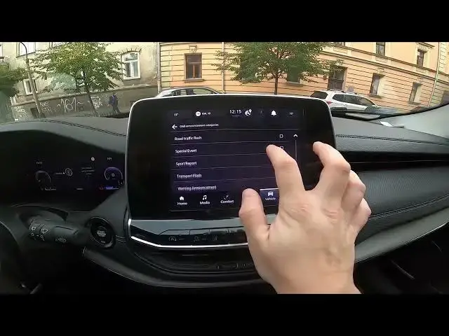 'Video thumbnail for How to Enable or Disable DAB Announcements in Jeep Compass II Facelifting ( 2021 - now )'