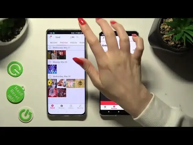 Video thumbnail for How to Transfer files from an Android Device to Motorola Edge 40 – Send anywhere App