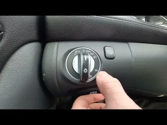 'Video thumbnail for How to Enable or Disable Automatic Lights in Mercedes SL55 R230 ( 2001 – 2008 ) Use Auto Lights'