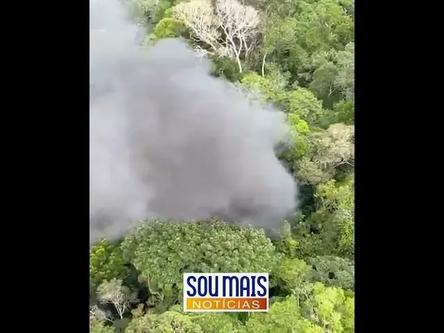 Video thumbnail for Avião é interceptado pela FAB, cai e espalha drogas em aldeia indígena entre o PA e MT
