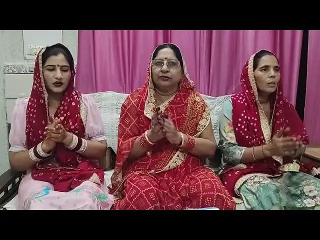 Video thumbnail for होई माता, देदो वरदान,मेरी दोनो मुठ्ठी भरी रखना#happy_lokgeet #सुपरहिट #trending #haryanvi#hindi