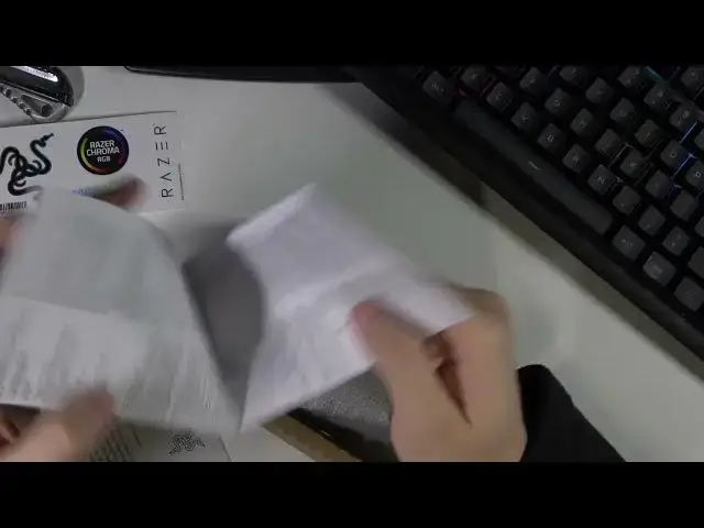 Video thumbnail for Razer Basilisk V3 Unboxing – First Impression / Overview