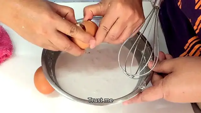 Video thumbnail for Chocolate Cherry Cheesecake Bars