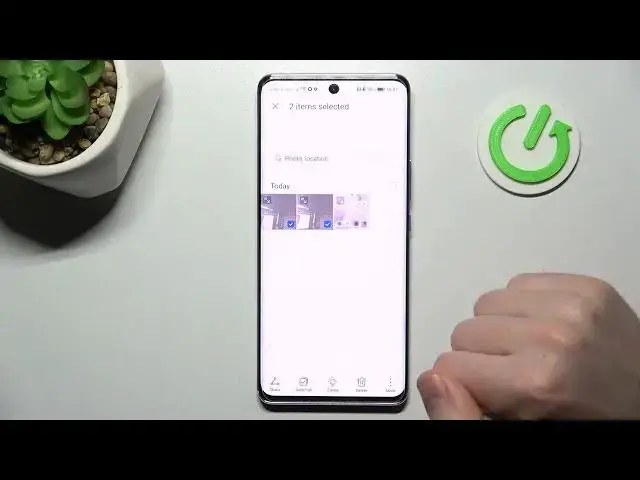 Video thumbnail for How to Hide Photos in Gallery on HONOR 50 - Move Photo to Secure Folder