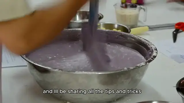 Video thumbnail for Purple Ombre Layer Cake recipe