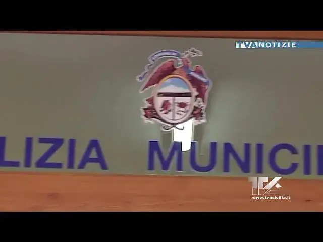 'Video thumbnail for Adrano. Sventato tentativo di suicidio grazie alla collaborazione tra polizia municipale e carabinie'