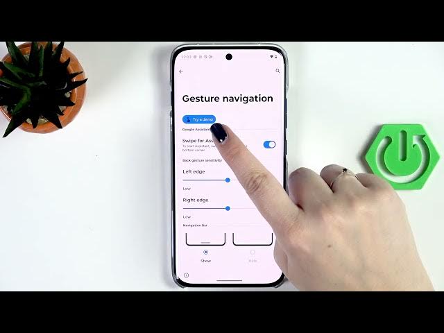 Video thumbnail for MOTOROLA Edge 70 Pro – Gesture Navigation Bar (Enable & Use)