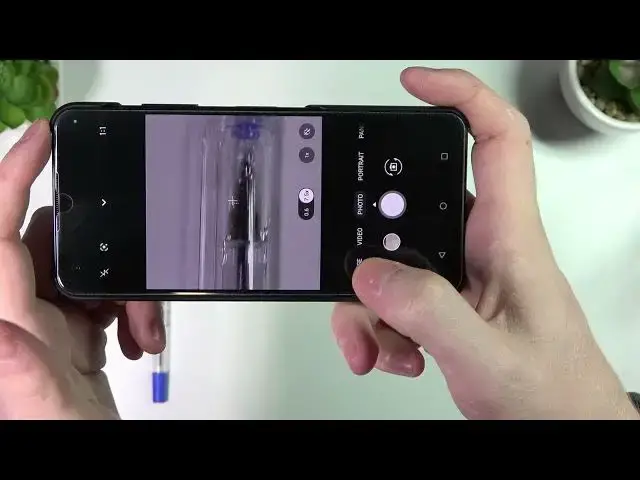 Video thumbnail for ASUS Zenfone 9 Maximum Camera Zoom