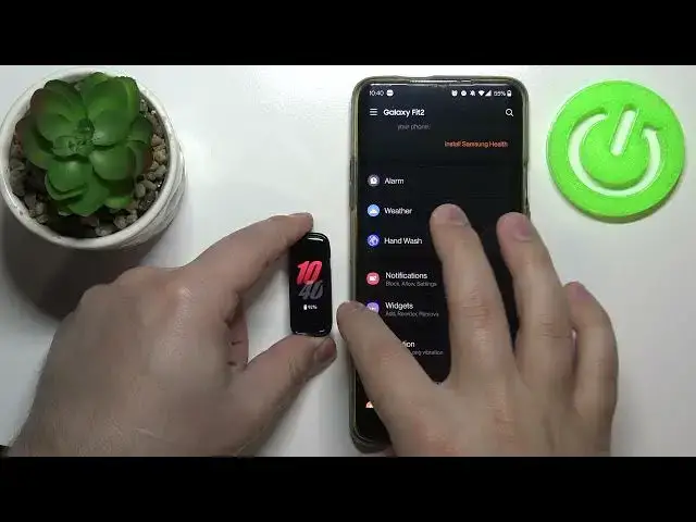 'Video thumbnail for How to Customize Widgets in SAMSUNG Galaxy Fit 2 – Adjust Home Screen'