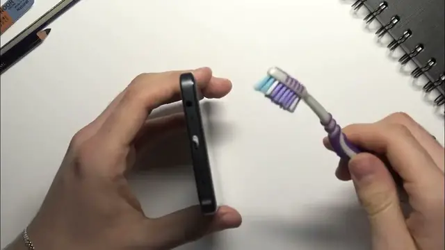 Video thumbnail for How to Clean USB Port on Nokia G60 - Remove Dirt From USB Using Toothbrush