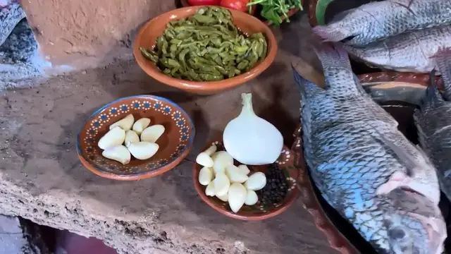 Video thumbnail for MOJARRA al MOJO de AJO en 15 MINUTOS 🕣 ¡Solo 4 INGREDIENTES_ (Receta FÁCIL de RANCHO)(720P_HD)