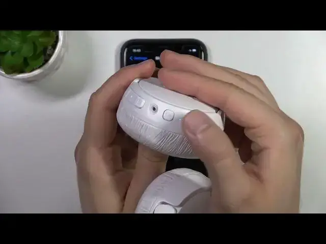 Video thumbnail for How to Hard Reset JBL Tune 660NC?