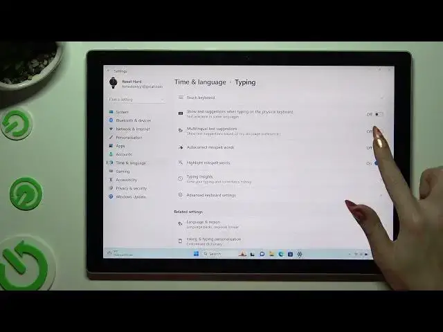 Video thumbnail for How to Enter Text Correction Options on MICROSOFT Surface Pro 7+?