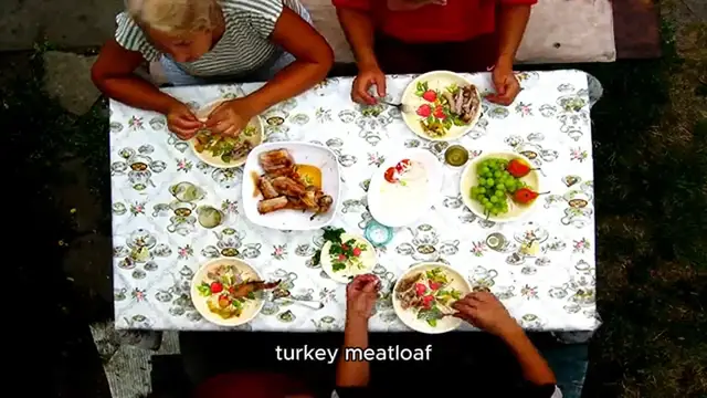 Video thumbnail for Turkey meatloaf recipe