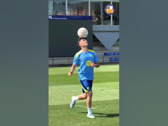 Video thumbnail for La magia de Pedri no tiene límites y lo demuestra en el entrenamiento del Barça 🪄

📹 FC Barcelona