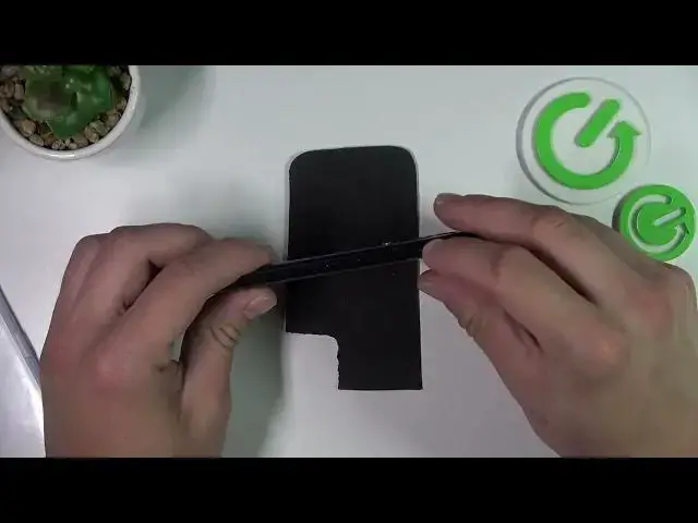 'Video thumbnail for Does OPPO Find X5 Lite have SD Card Slot?'