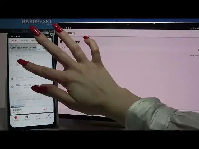 Video thumbnail for How to Transfer Data from an Android Device to Samsung Galaxy Tab S7 Plus – Send Anywhere App