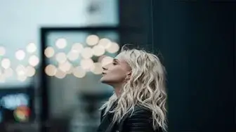 Video thumbnail for 💔 AMOUR PERDU : CE QUE SIGNIFIE PASSER À AUTRE CHOSE