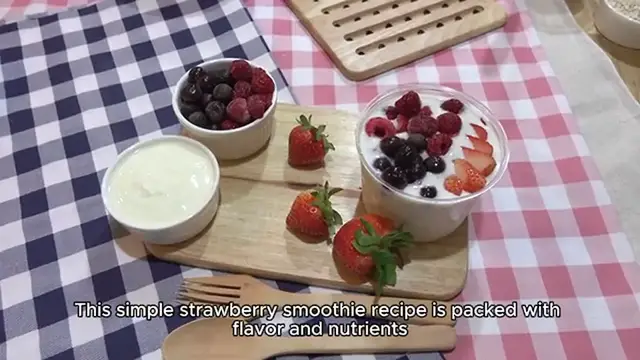 Video thumbnail for Strawberry margarita recipe