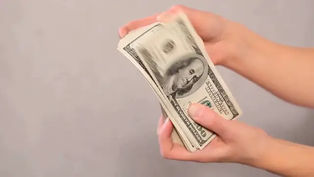 Video thumbnail for How to get high-paying side hustles