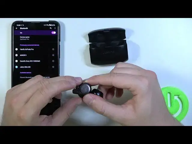 Video thumbnail for How to Manually Power On or Off Jabra Elite 65t?