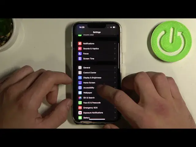 'Video thumbnail for How to Turn On/Off Assistive Touch in iPhone 13 Pro?'