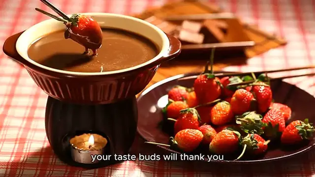 Video thumbnail for Strawberry Nutella Hand Pies