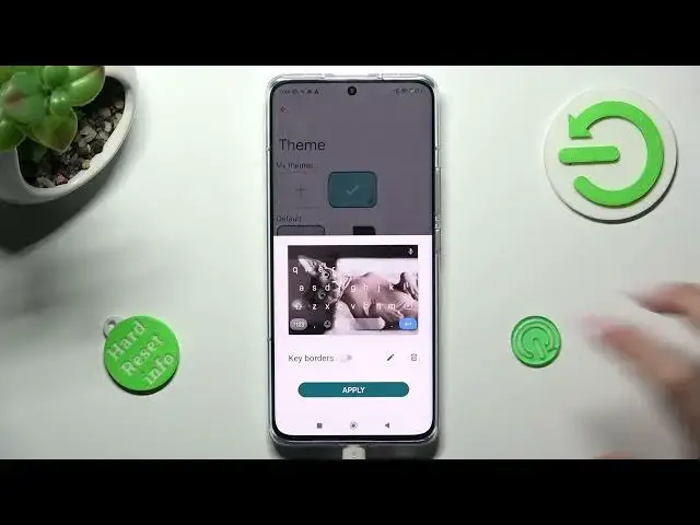 'Video thumbnail for How to Change and Customize Keyboard Theme on Xiaomi 13 Pro? Let's Rearrange Default Keyboard!'