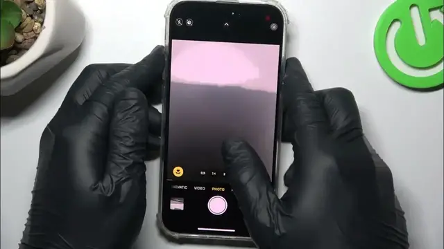 Video thumbnail for How to Take Live Motion Photos on iPhone 15 Pro?