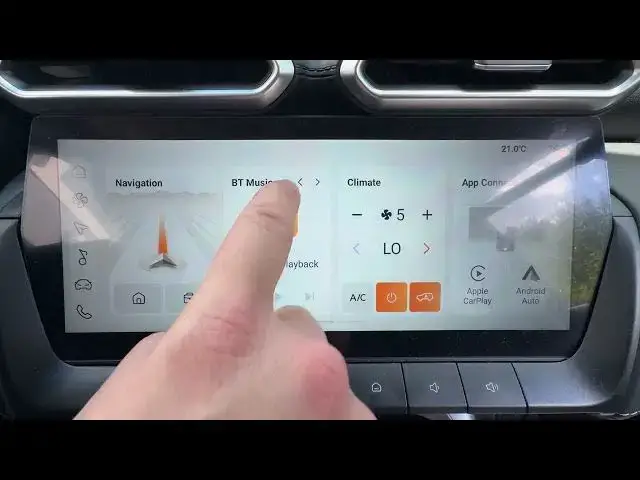 Video thumbnail for MG ZS – How to Change Radio Source