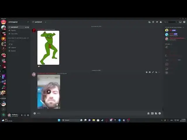 Video thumbnail for How to Add Custom Emojis to a Discord Server