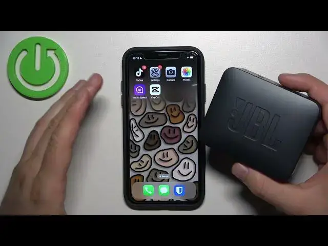 Video thumbnail for How to Pair JBL GO Essential with iPhone / iPad?