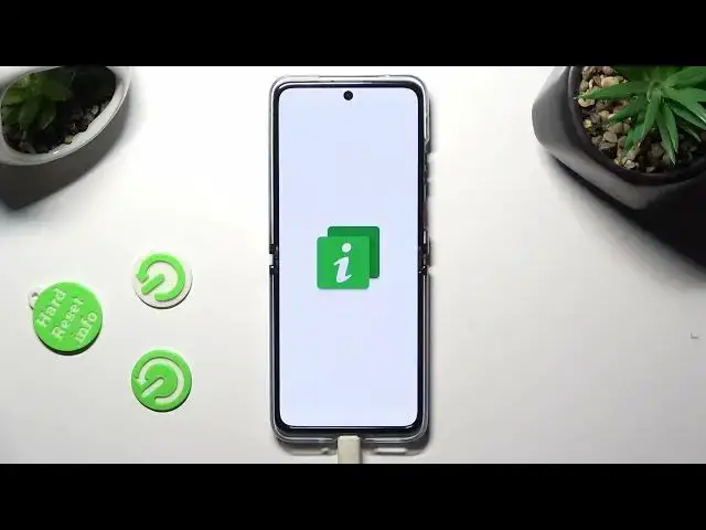 'Video thumbnail for How to Check Device Specifications in Motorola Razr 40 Ultra - DevCheck Device and System Info'