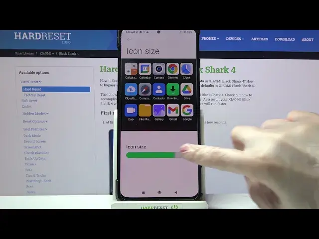 Video thumbnail for How to Change Icon Size on XIAOMI Black Shark 4 - Adjust Size of Icons