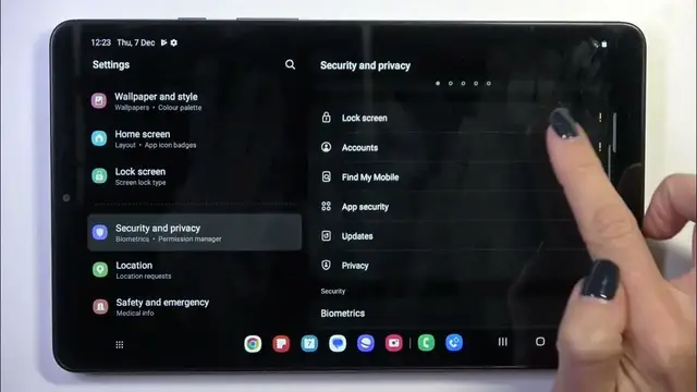 Video thumbnail for How To Add Face ID Instead Of Fingerprint On Samsung Galaxy Tab A9