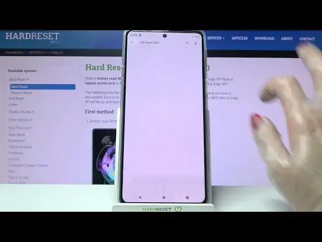 'Video thumbnail for How to Get iOS Launcher in MOTOROLA Edge 20 – Download & Install iOS Launcher'